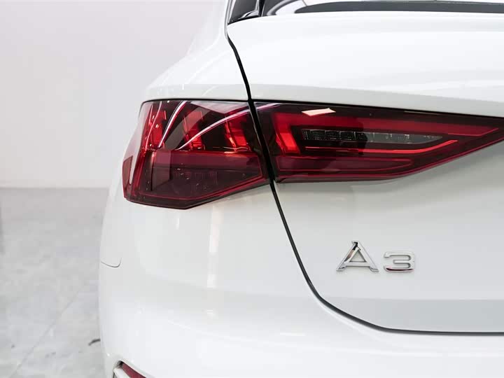 Фото 16 - Audi A3