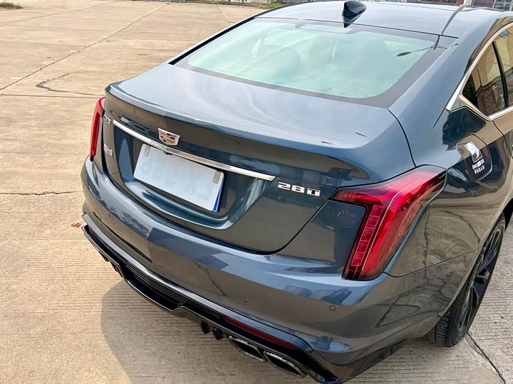 Фото 13 - Cadillac CT5