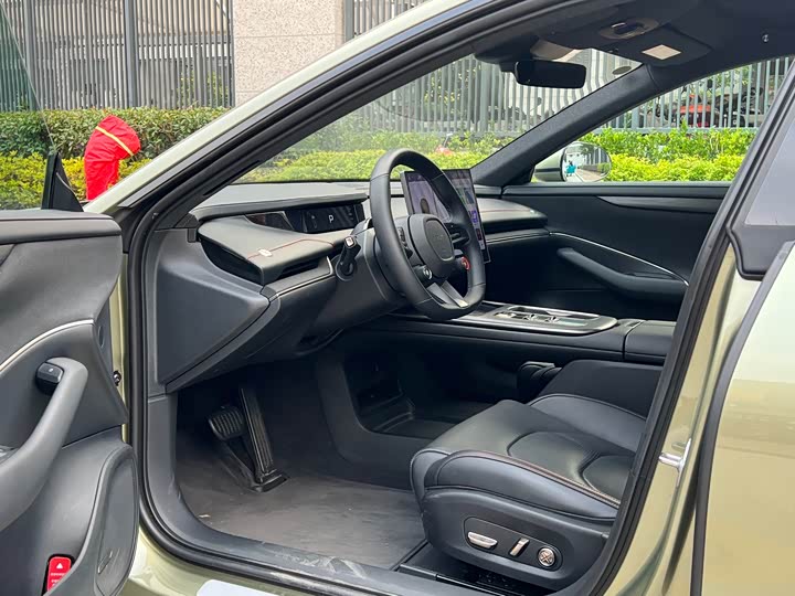 Фото 7 - Xiaomi SU7