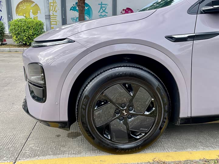 Фото 25 - XPeng G6