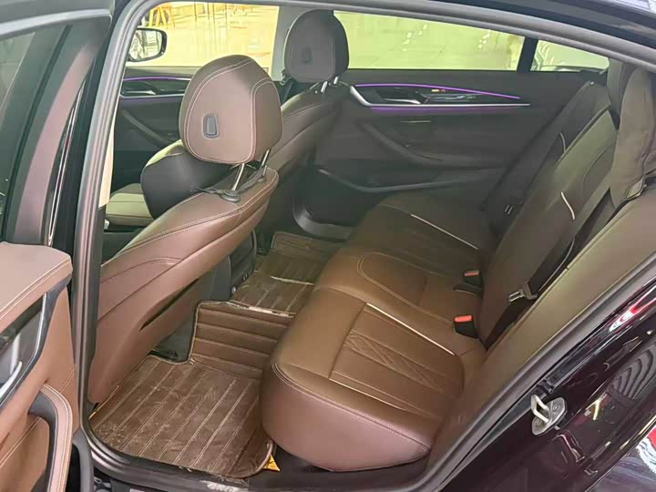 Фото 4 - BMW 5 Series