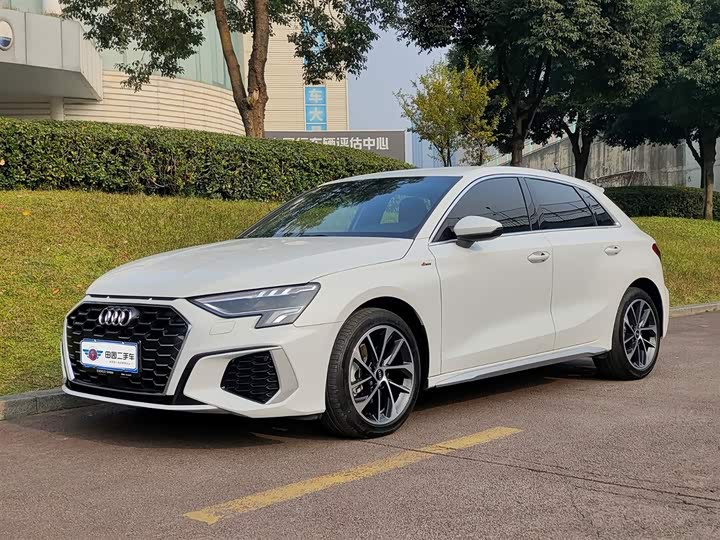 Фото 1 - Audi A3