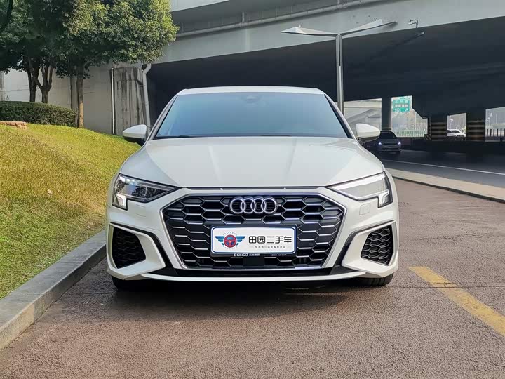 Фото 2 - Audi A3