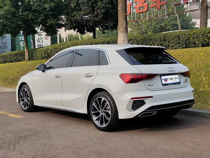 Фото 4 - Audi A3