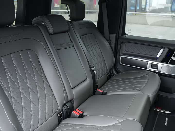 Фото 9 - Mercedes-Benz G-Class