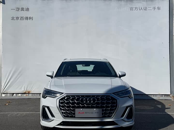 Фото 2 - Audi Q3