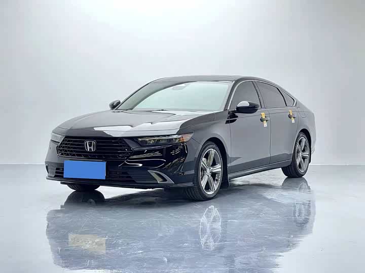 Фото 1 - Honda Accord