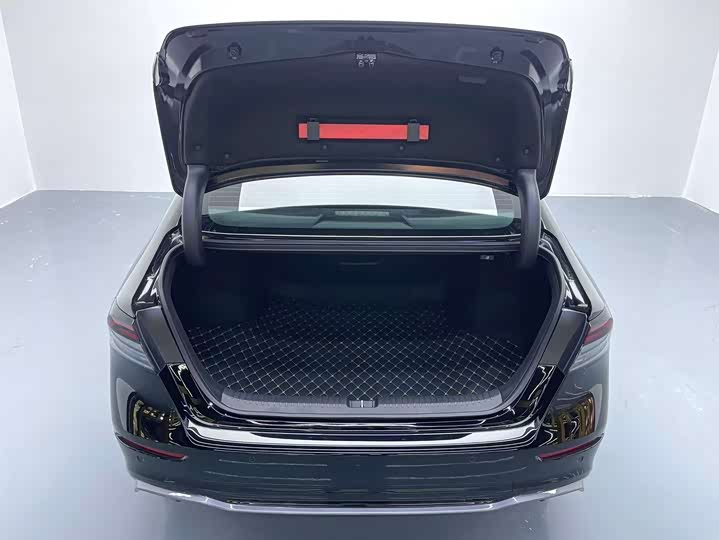 Фото 16 - Honda Accord