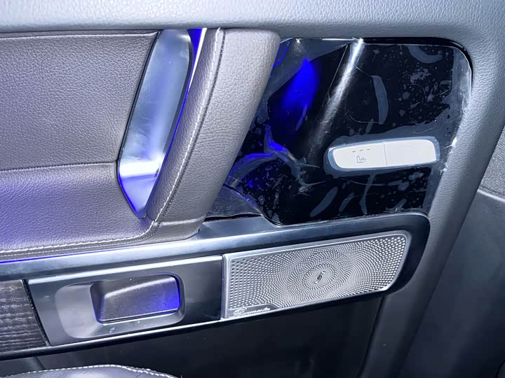 Фото 14 - Mercedes-Benz G-Class