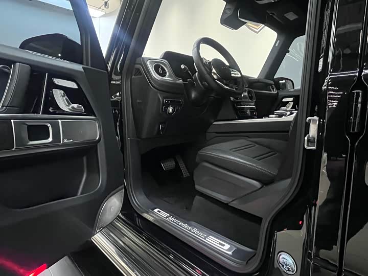 Фото 6 - Mercedes-Benz G-Class