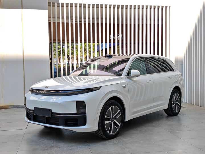 Фото 1 - LiXiang L7