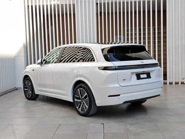 Фото 9 - LiXiang L7