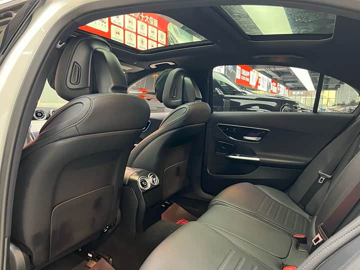 Фото 11 - Mercedes-Benz C-Class