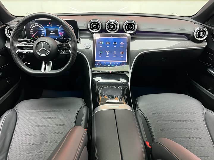 Фото 12 - Mercedes-Benz C-Class