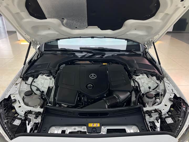 Фото 24 - Mercedes-Benz C-Class