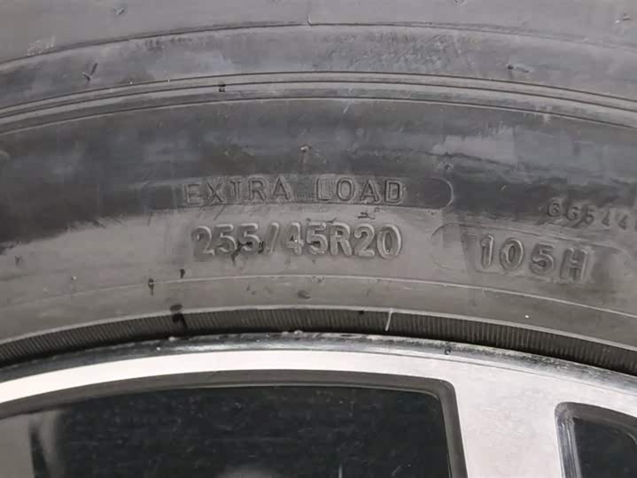 Фото 20 - Mercedes-Benz EQE SUV