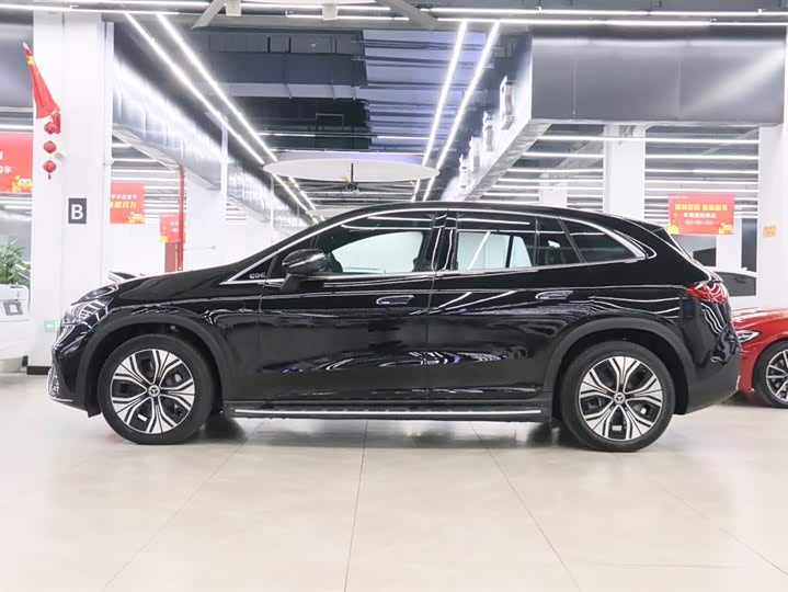 Фото 3 - Mercedes-Benz EQE SUV