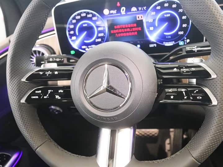 Фото 6 - Mercedes-Benz EQE SUV