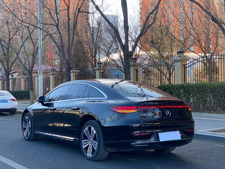 Фото 3 - Mercedes-Benz EQS