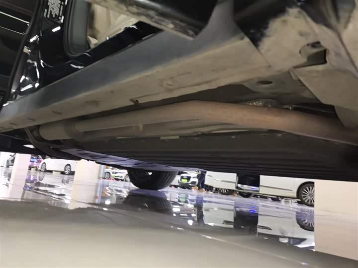 Фото 21 - LiXiang L6