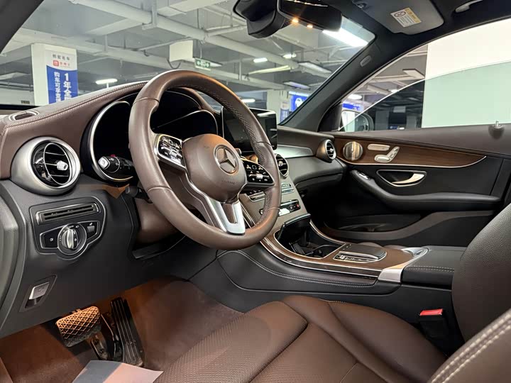 Фото 3 - Mercedes-Benz GLC-Class