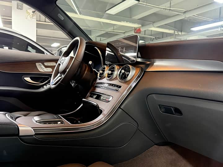 Фото 4 - Mercedes-Benz GLC-Class