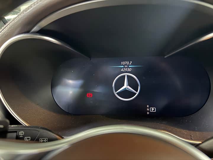 Фото 9 - Mercedes-Benz GLC-Class