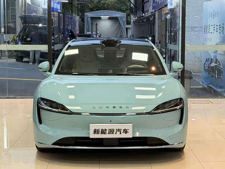 Фото 2 - Luxeed S7