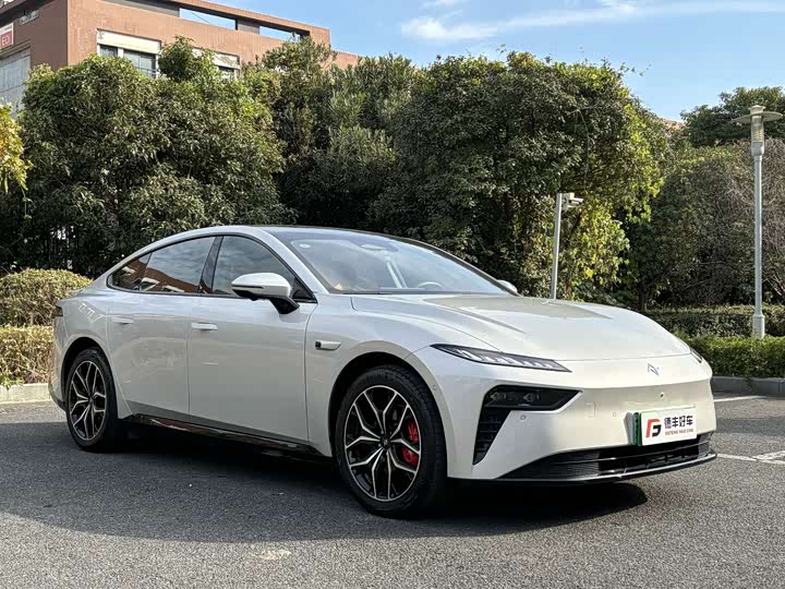 Фото 1 - Dongfeng Yipai eπ 007