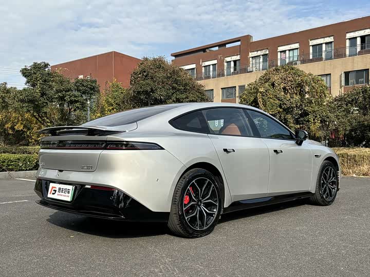 Фото 22 - Dongfeng Yipai eπ 007