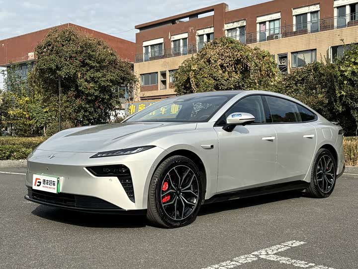 Фото 3 - Dongfeng Yipai eπ 007