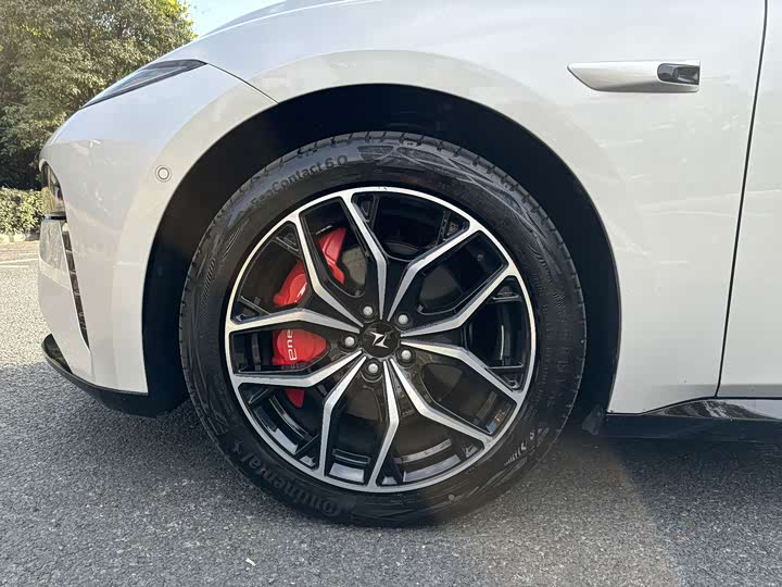 Фото 5 - Dongfeng Yipai eπ 007