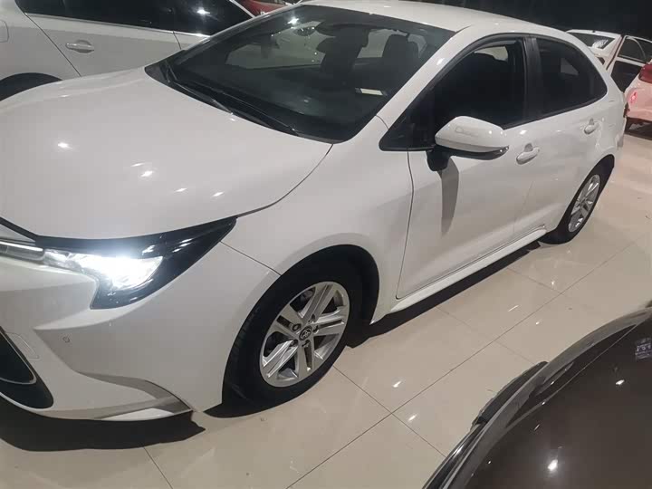 Фото 5 - Toyota Levin