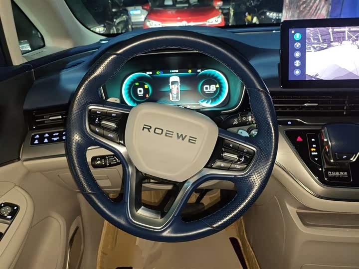 Фото 11 - Roewe iMax 8