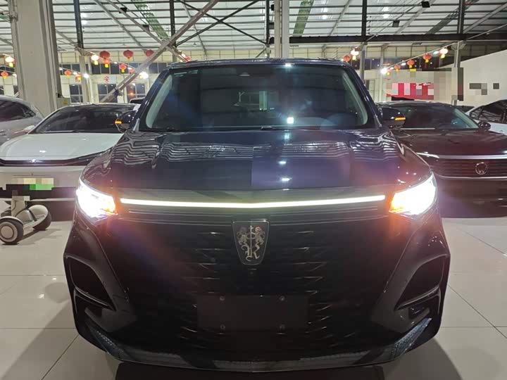 Фото 3 - Roewe iMax 8