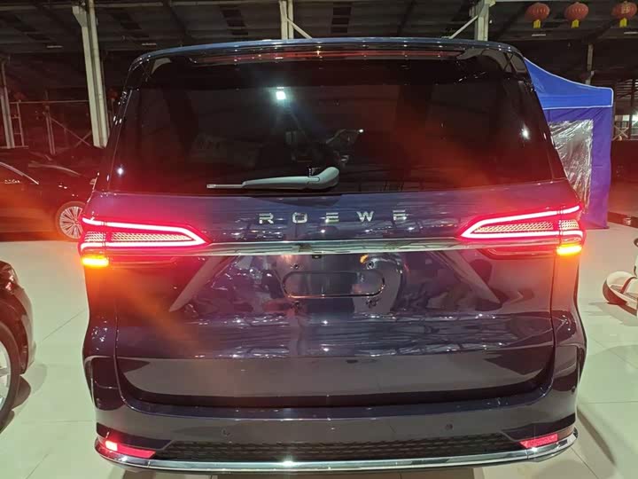 Фото 6 - Roewe iMax 8