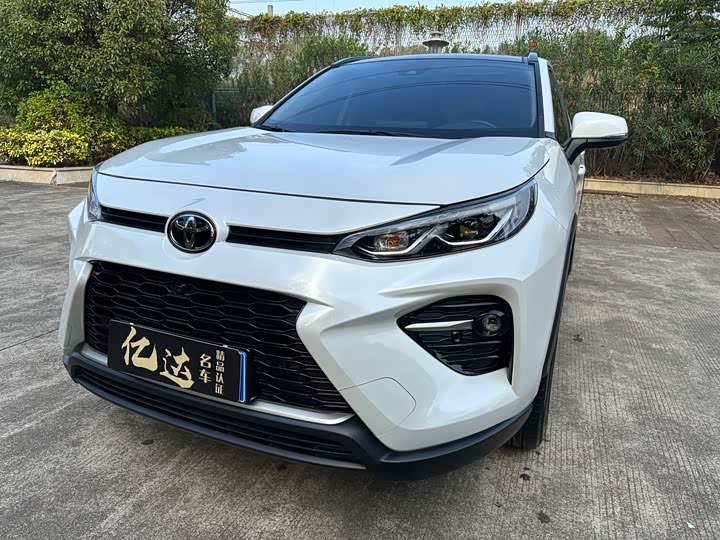 Фото 3 - Toyota Wildlander