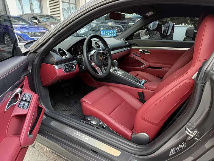 Фото 7 - Porsche 718