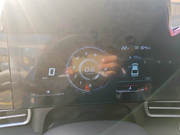 Фото 10 - Hyundai Elantra N line