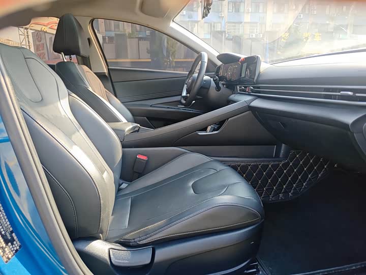 Фото 22 - Hyundai Elantra N line