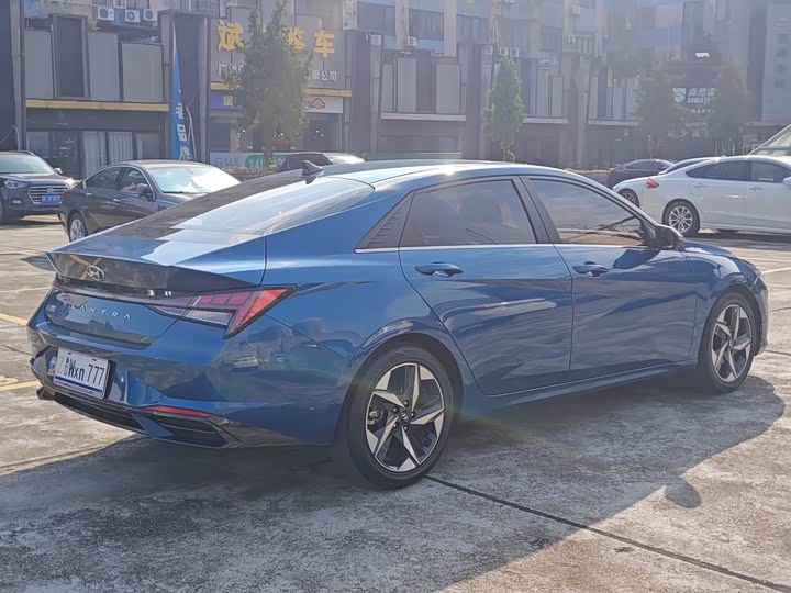Фото 29 - Hyundai Elantra N line