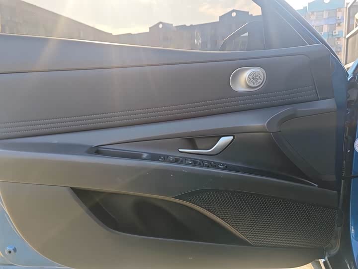 Фото 4 - Hyundai Elantra N line