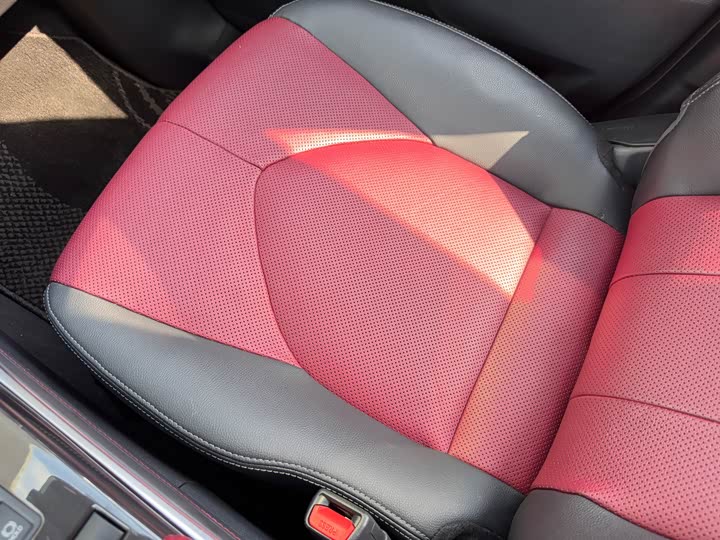 Фото 21 - Toyota Crown Kluger