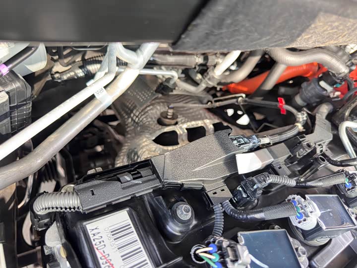 Фото 26 - Toyota Crown Kluger