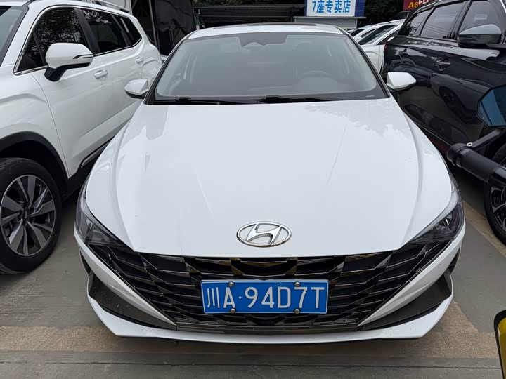 Фото 2 - Hyundai Elantra N line