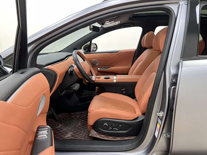 Фото 11 - Changan Qiyuan (Nevo) E07