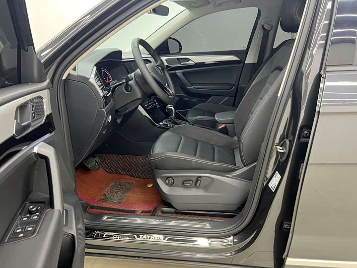 Фото 9 - Volkswagen Tayron