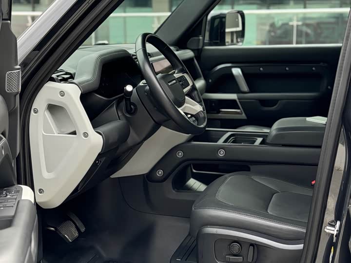 Фото 6 - Land Rover Defender