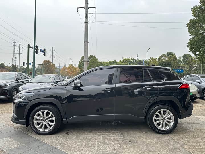 Фото 4 - Toyota Frontlander