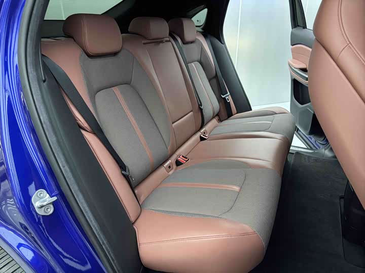 Фото 26 - Nio EC6